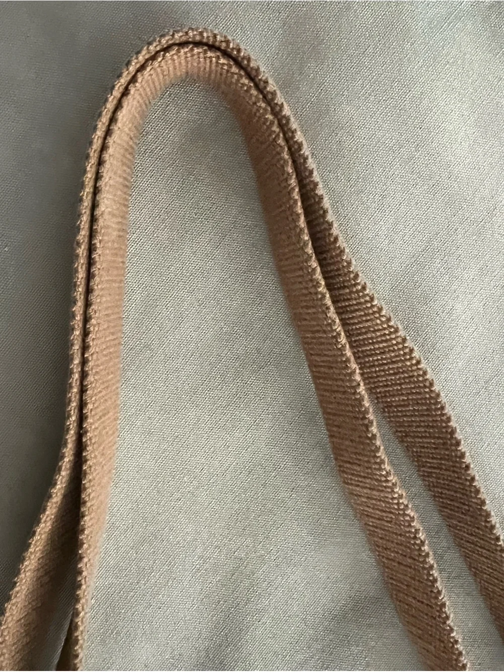 Vintage Fossil Light Brown Crossbody Shoulder Strap with Tassel Accent - Picture 10 of 12